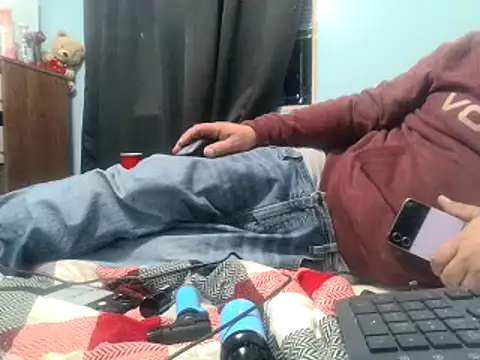 Snapshot of party51502 chatting on 09/30/25, 02:05 party51502 online show from 09/30/25, 02:05