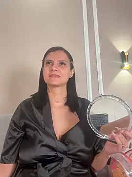 Abril jones10 online show from 11/30/25, 01:42