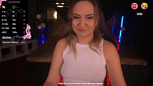 Snapshot of LovelyMollyy chatting on 02/05/25, 09:07 LovelyMollyy online show from 02/05/25, 09:07