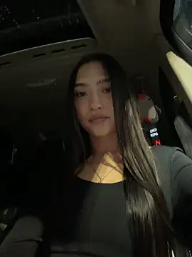 Snapshot of MilenaMilven chatting on 03/27/26, 07:57 MilenaMilven online show from 03/27/26, 07:57