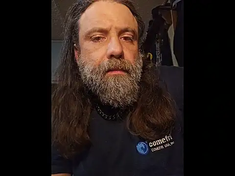 Snapshot of zaneporter46 chatting on 03/08/26, 04:49 zaneporter46 online show from 03/08/26, 04:49