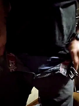 Snapshot of zaneporter46 chatting on 04/15/26, 11:06 zaneporter46 online show from 04/15/26, 11:06