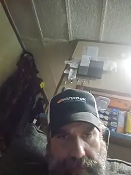 zaneporter46 online show from 05/18/26, 03:13