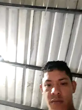 Snapshot of crazysex095 chatting on 12/30/24, 12:54 crazysex095 online show from 12/30/24, 12:54