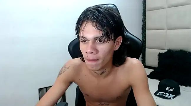 andy dan18 online show from 12/31/24, 04:06