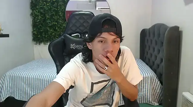 andy dan18 online show from 01/21/25, 07:28