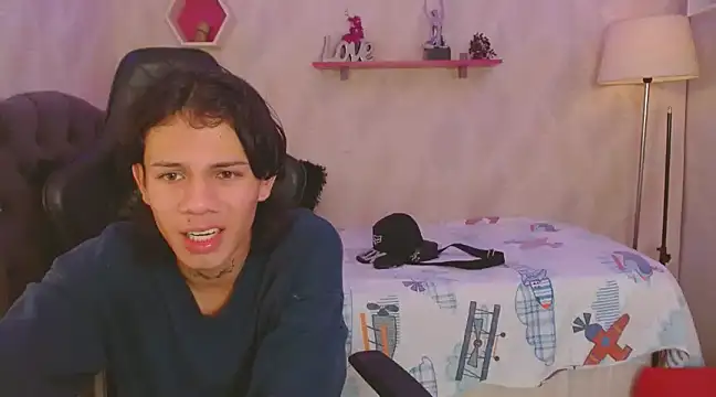 andy dan18 online show from 02/13/25, 07:21