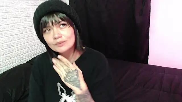 rousstattoo online show from 12/29/24, 01:34