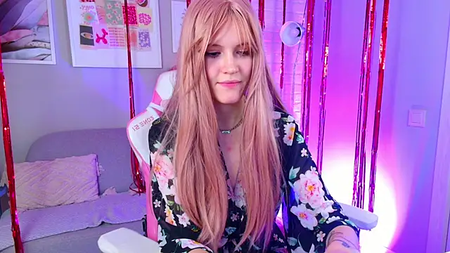 NellieLoyns online show from 02/16/25, 10:43