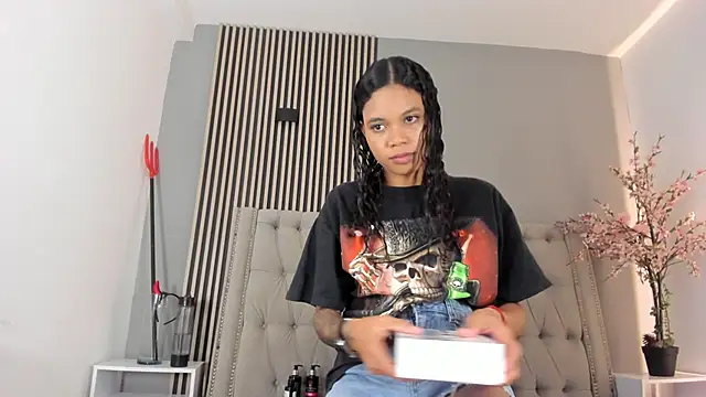 GysellHanson online show from 11/23/25, 11:32