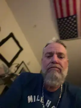 Snapshot of Jefloves68 chatting on 02/24/26, 02:53 Jefloves68 online show from 02/24/26, 02:53