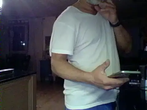 Snapshot of kevincumporn chatting on 01/24/25, 04:37 kevincumporn online show from 01/24/25, 04:37