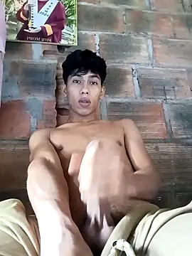 Andres123cv online show from 12/01/25, 01:27