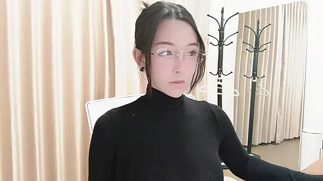 Lucky-kaka999 online show from 12/22/25, 02:08