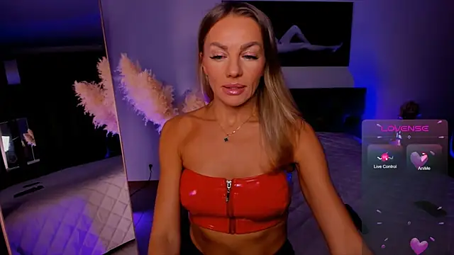 Oliva Candy online show from 11/12/25, 07:53