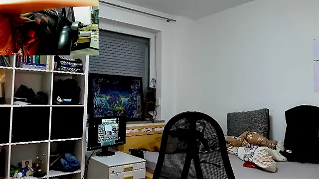 Snapshot of DYasmin69 chatting on 02/15/25, 05:50 DYasmin69 online show from 02/15/25, 05:50