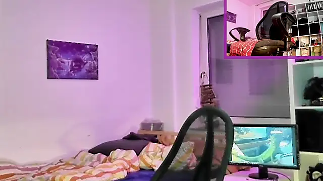 Snapshot of DYasmin69 chatting on 02/22/25, 11:03 DYasmin69 online show from 02/22/25, 11:03