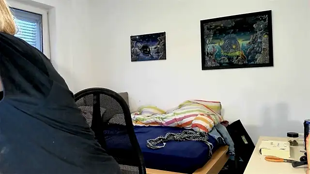 Snapshot of DYasmin69 chatting on 03/08/25, 03:45 DYasmin69 online show from 03/08/25, 03:45