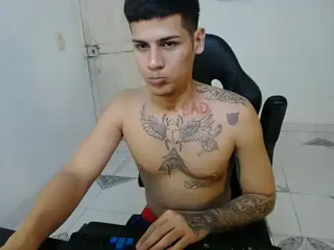 Snapshot of Clyde019 chatting on 01/29/25, 11:56 Clyde019 online show from 01/29/25, 11:56