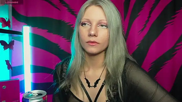 Snapshot of Vasya_Sylvia chatting on 06/17/26, 04:04 Vasya Sylvia online show from 06/17/26, 04:04