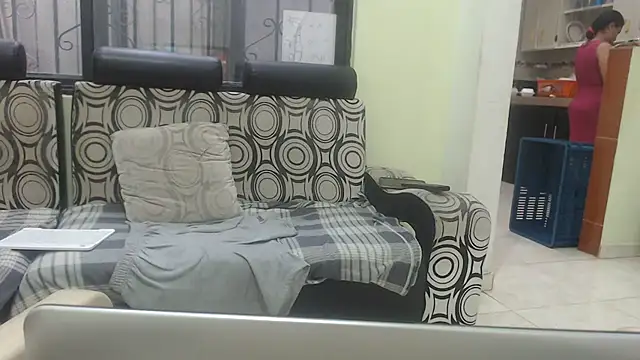 Snapshot of ANYSENSUALY chatting on 02/20/25, 08:47 ANYSENSUALY online show from 02/20/25, 08:47