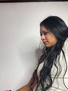 Snapshot of Charlotemonroe chatting on 03/08/25, 06:10 Charlotemonroe online show from 03/08/25, 06:10