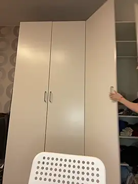 Cuteroxyfoxy online show from 10/22/25, 02:50