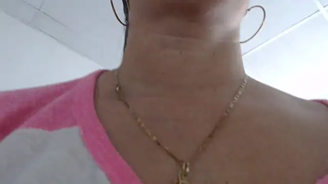 Snapshot of Girlhornyx chatting on 11/09/25, 07:34 Girlhornyx online show from 11/09/25, 07:34