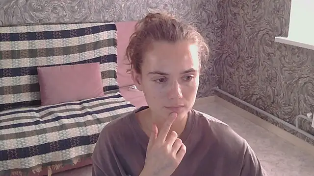 CurlyNed online show from 12/24/24, 07:17