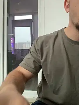 Snapshot of couplehot992 chatting on 12/24/24, 09:28 couplehot992 online show from 12/24/24, 09:28