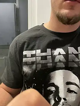 Snapshot of couplehot992 chatting on 01/17/25, 03:43 couplehot992 online show from 01/17/25, 03:43