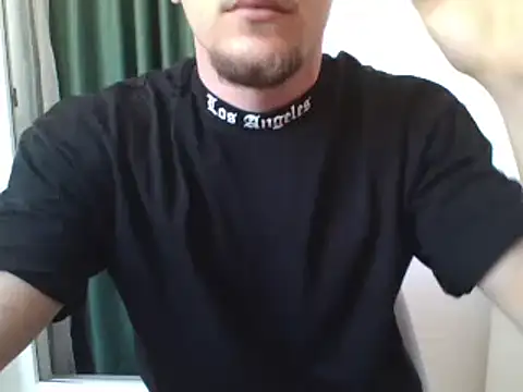 Snapshot of couplehot992 chatting on 03/10/25, 12:04 couplehot992 online show from 03/10/25, 12:04