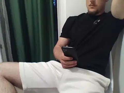 Snapshot of couplehot992 chatting on 03/12/25, 05:17 couplehot992 online show from 03/12/25, 05:17