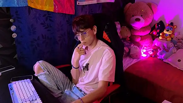 Snapshot of The_Princematt chatting on 09/18/25, 07:16 The Princematt online show from 09/18/25, 07:16