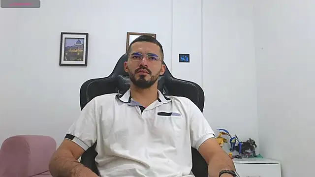 Massimoo 07 online show from 12/14/25, 04:34