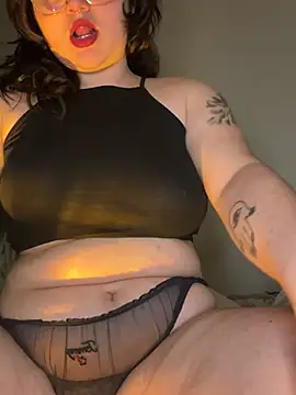 Snapshot of _dwhorekin_ chatting on 02/09/25, 05:22  dwhorekin  online show from 02/09/25, 05:22