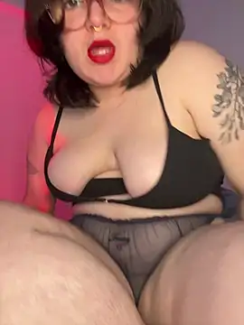 Snapshot of _dwhorekin_ chatting on 03/16/25, 12:44  dwhorekin  online show from 03/16/25, 12:44