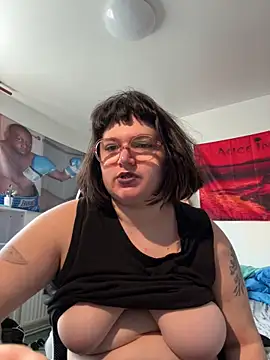 Snapshot of _dwhorekin_ chatting on 09/14/25, 08:35  dwhorekin  online show from 09/14/25, 08:35