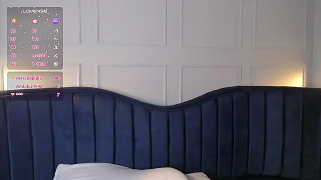 Snapshot of Abbydreams_ chatting on 01/24/25, 02:28 Abbydreams  online show from 01/24/25, 02:28