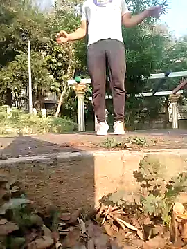 hot punekar online show from 03/11/25, 02:54