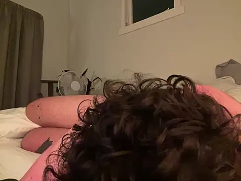 Snapshot of OG_Bussy chatting on 01/14/25, 11:10 OG Bussy online show from 01/14/25, 11:10