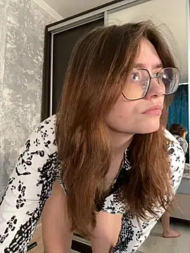 Sabrina shells online show from 10/03/25, 10:34