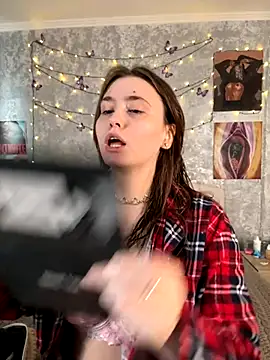 Sabrina shells online show from 11/23/25, 09:09