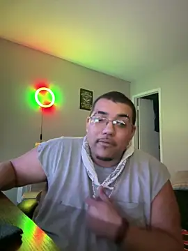 cloudy couple444 online show from 02/08/25, 08:09