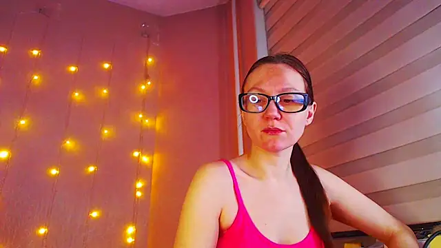 MelanyOx online show from 02/16/25, 10:21