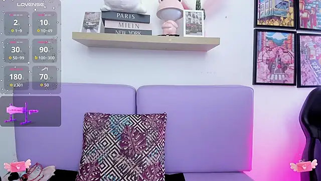 Snapshot of Carolina_Burninng chatting on 09/20/25, 08:54 Carolina Burninng online show from 09/20/25, 08:54