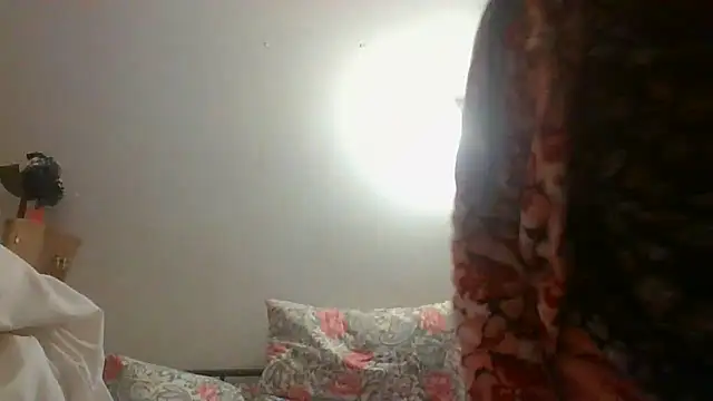 BELLAMORGANE1 online show from 12/24/24, 08:00