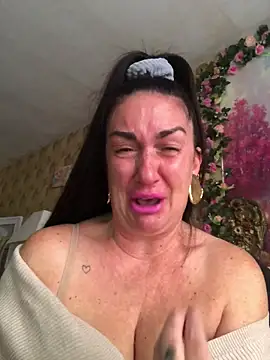 BELLAMORGANE1 online show from 11/10/25, 01:32