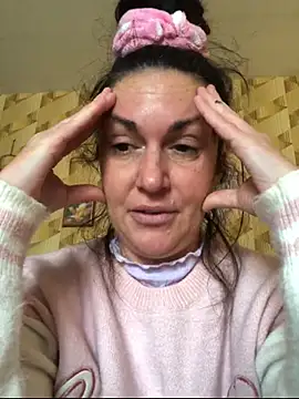 BELLAMORGANE1 online show from 12/01/25, 01:16