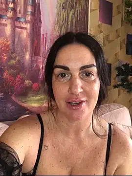 Snapshot of BELLAMORGANE1 chatting on 03/02/26, 03:30 BELLAMORGANE1 online show from 03/02/26, 03:30